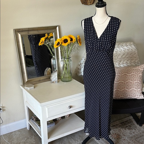 Vintage Dresses & Skirts - Style & Co. vtg navy polkadot chiffon feminine slip classic midi dress 8​